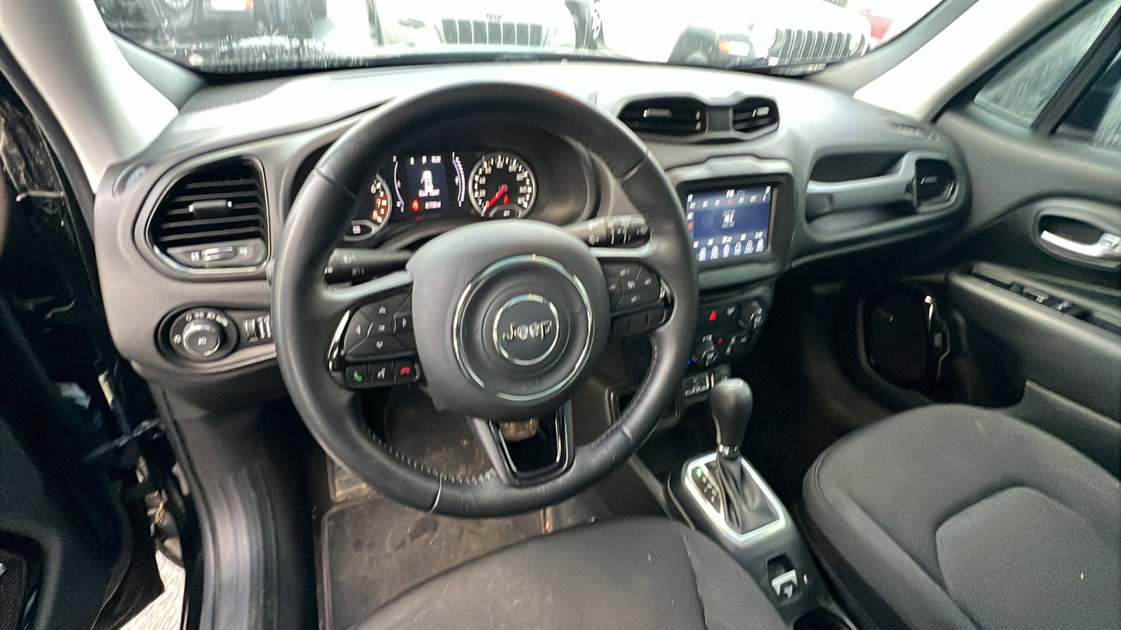 Used 2020 Jeep Renegade Altitude image 24