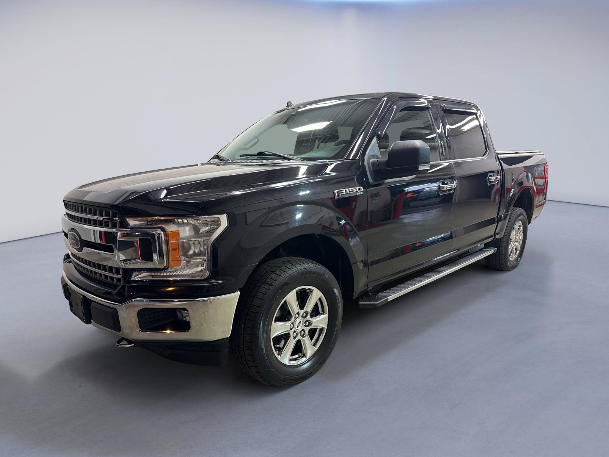 Used 2019 Ford F150 XLT w/ Equipment Group 302A Luxury AWD/4WD image 3