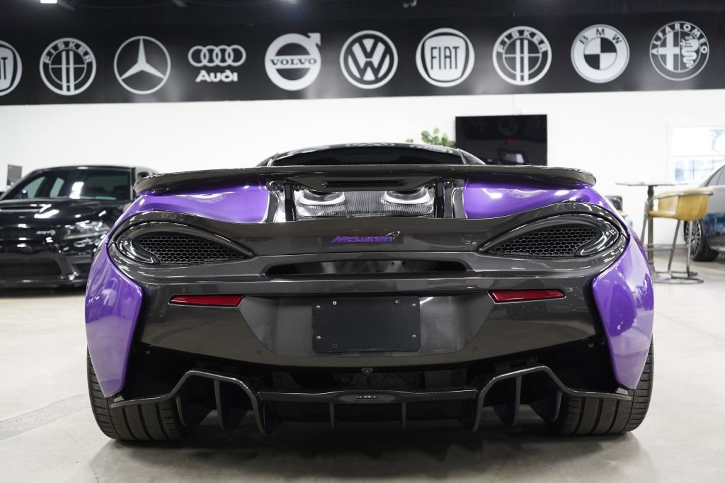 Used 2017 McLaren 570S Coupe RWD image 4