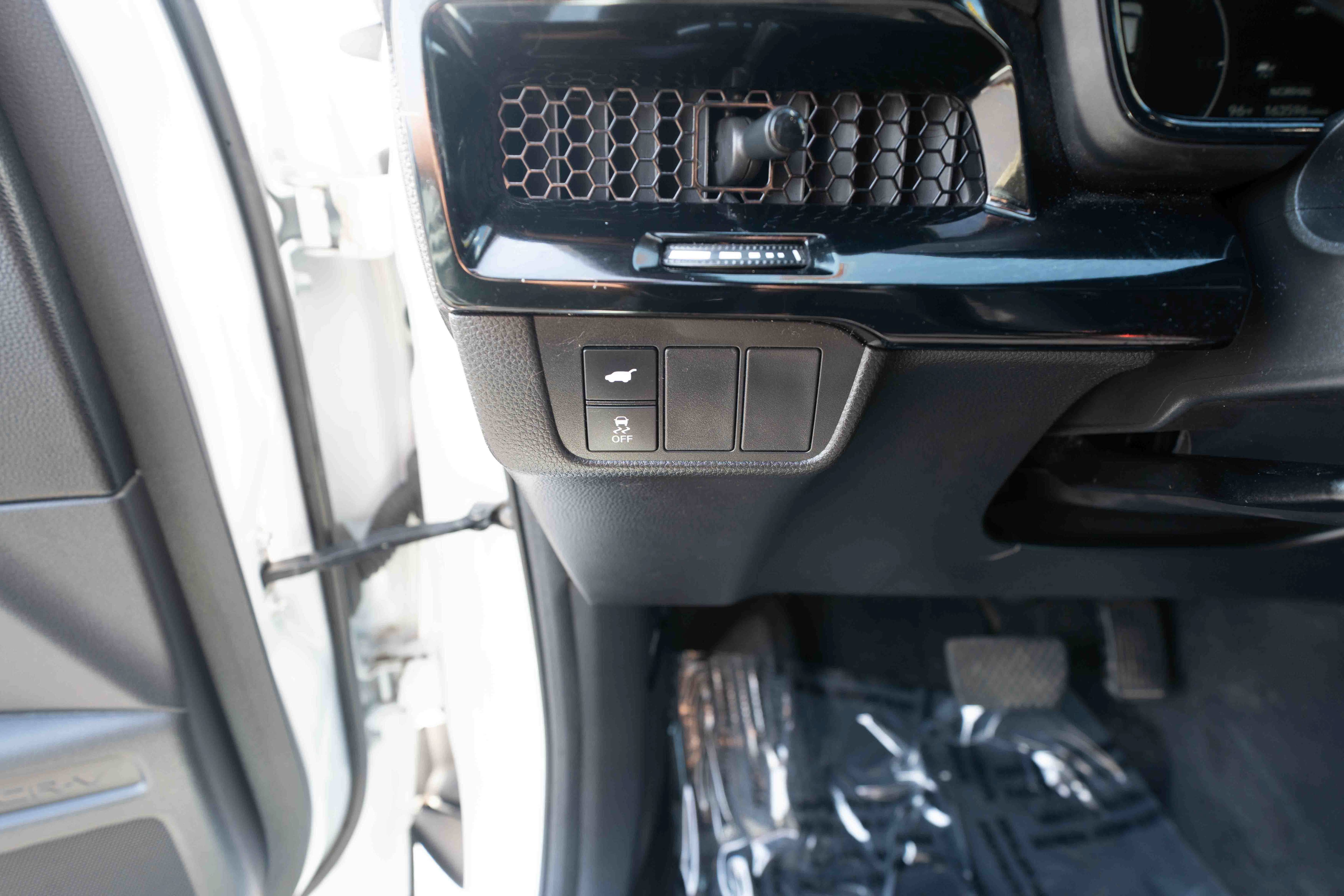 Used 2023 Honda CR-V Sport Touring image 11