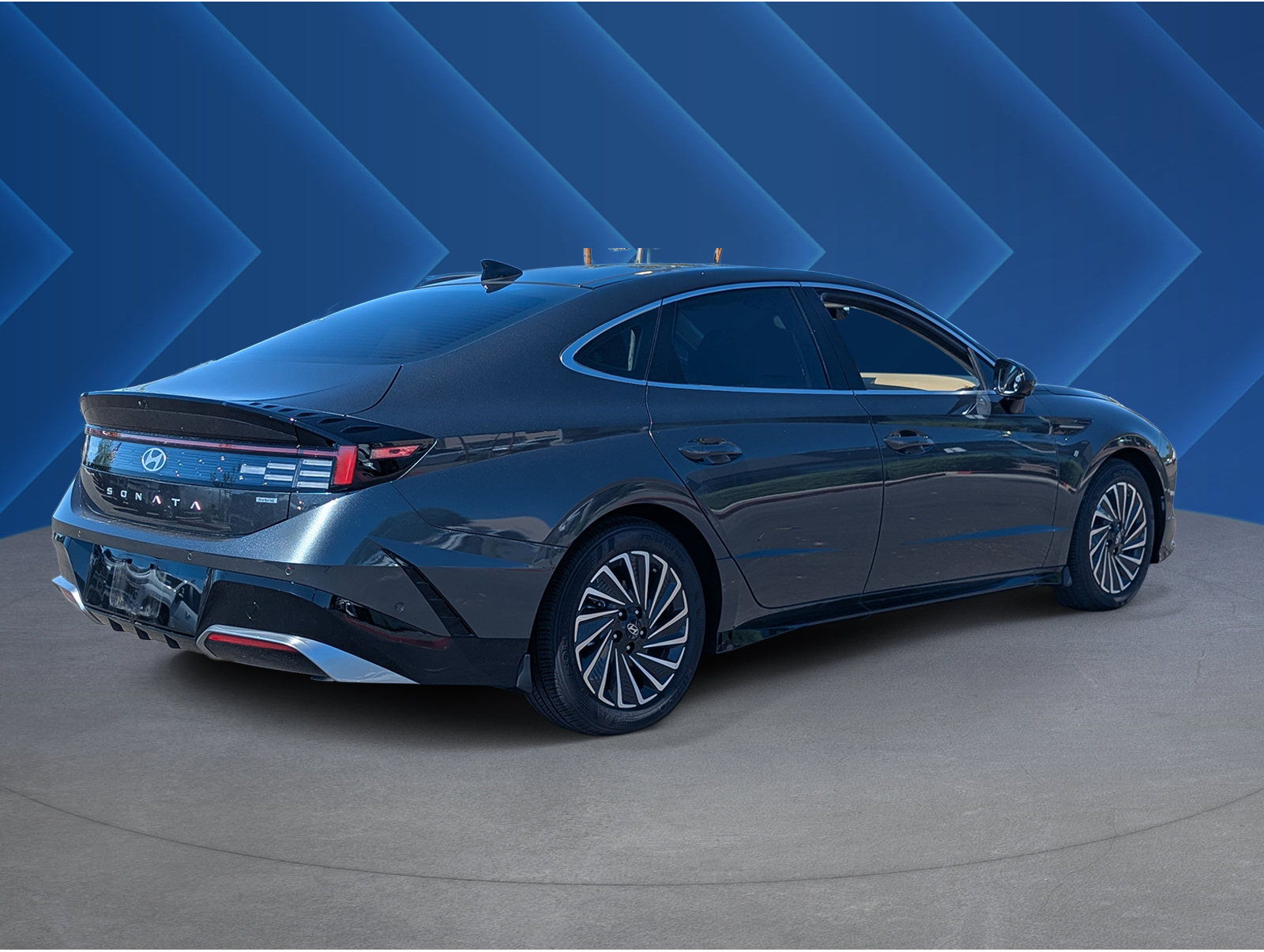 New 2026 Hyundai Sonata Limited FWD image 3