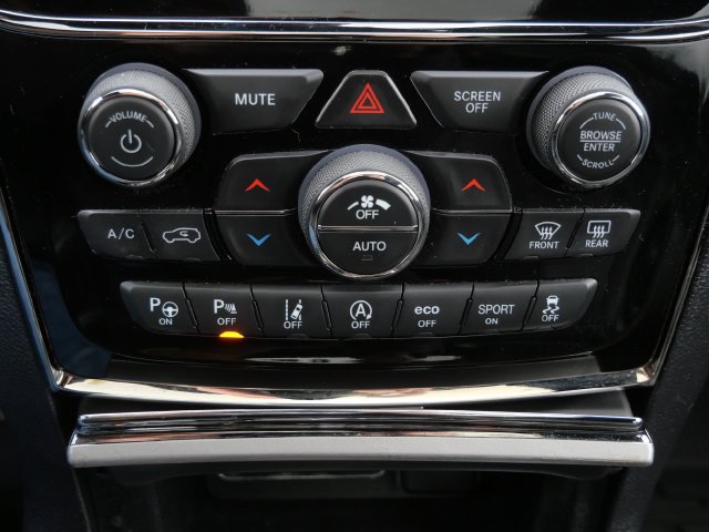 Used 2020 Jeep Grand Cherokee High Altitude AWD/4WD image 22