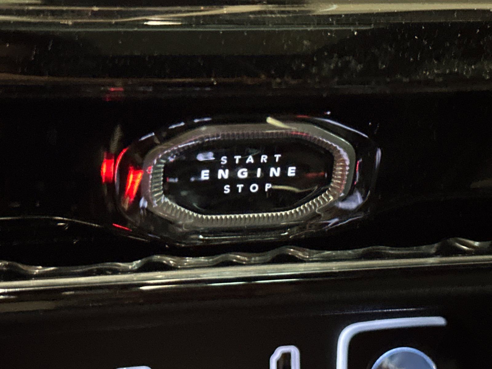 New 2026 Jeep Grand Cherokee Summit image 19