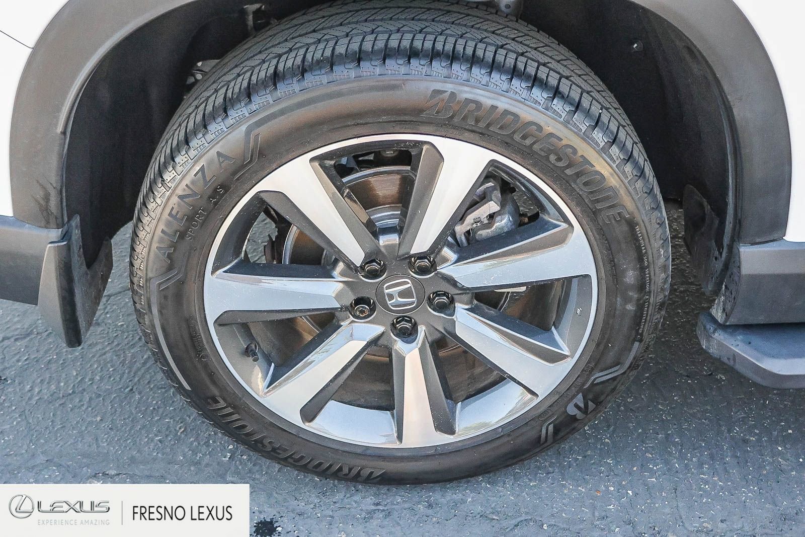 Used 2024 Honda Pilot Elite image 8