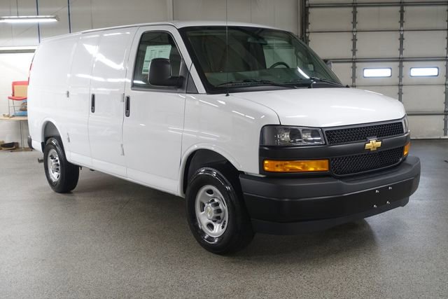 New 2026 Chevrolet Express 2500 RWD image 1