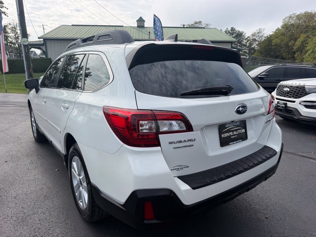 Used 2019 Subaru Outback 2.5i Premium AWD/4WD image 7
