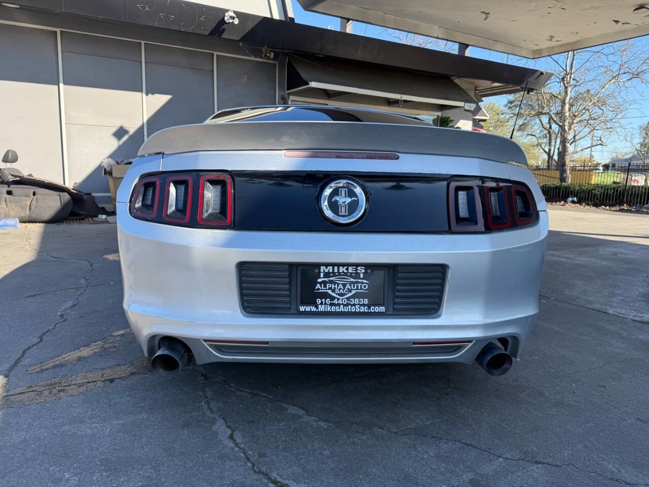 Used 2014 Ford Mustang Premium w/ Electronics Package RWD image 7