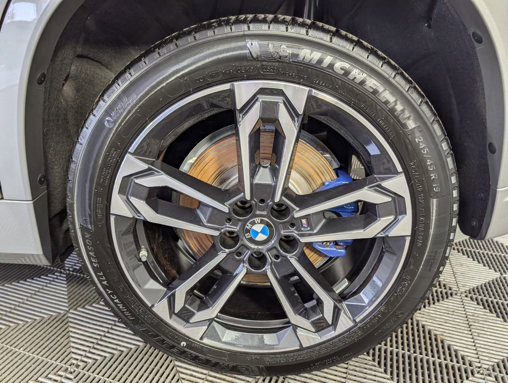 Used 2026 BMW X1 M35i w/ Technology Package image 10