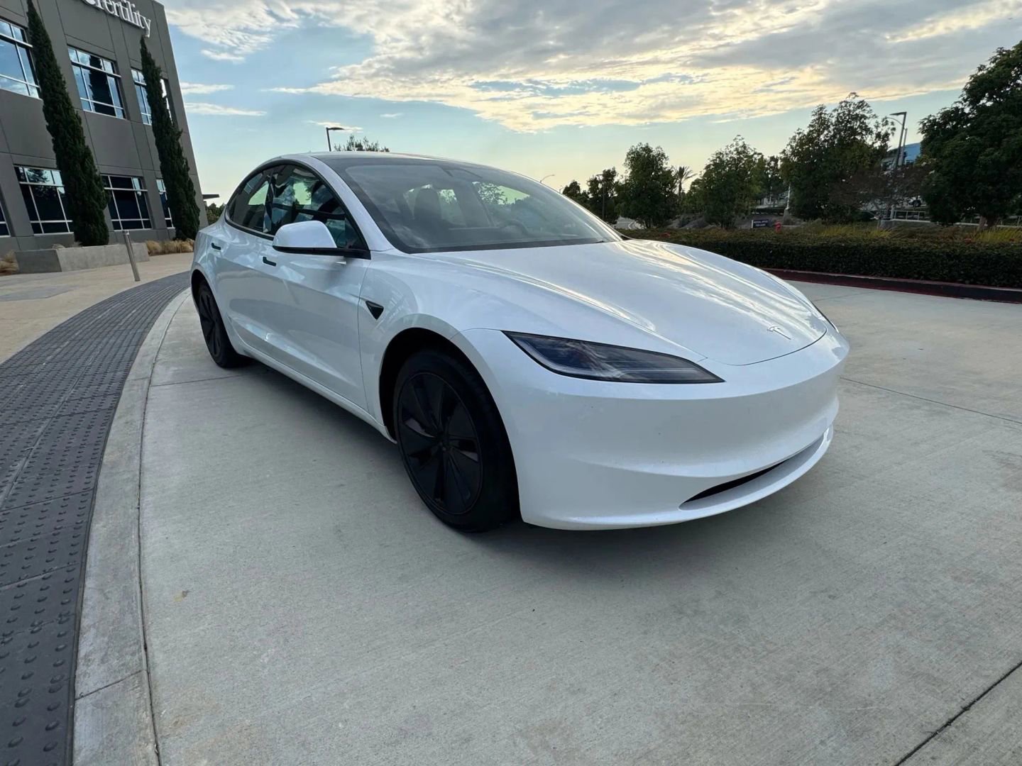 Used 2024 Tesla Model 3 Long Range image 47