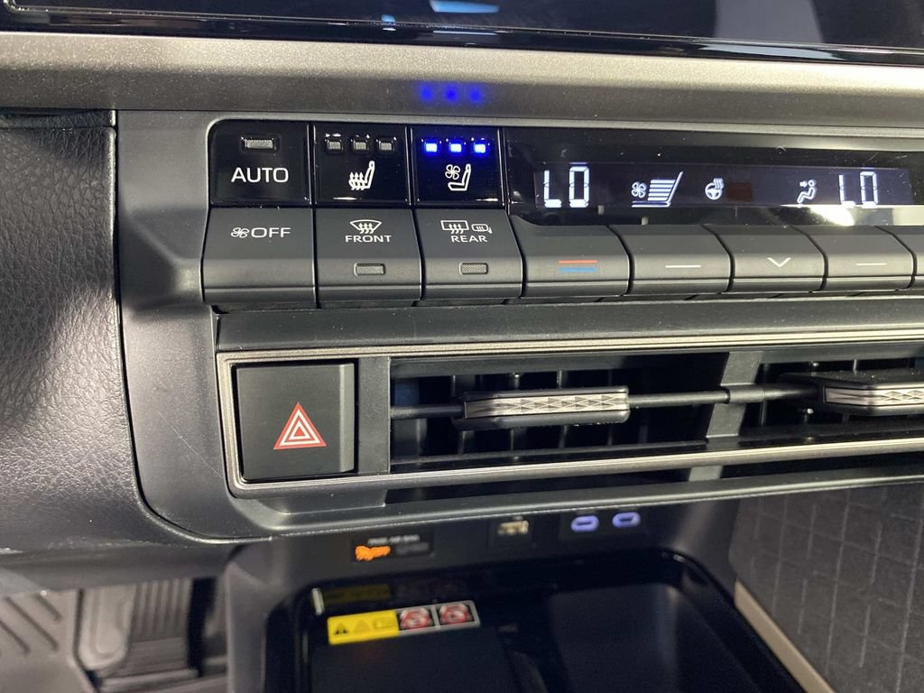 Used 2026 Toyota Camry XLE w/ Premium Plus Package AWD/4WD image 24