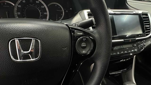 Used 2017 Honda Accord EX-L image 25