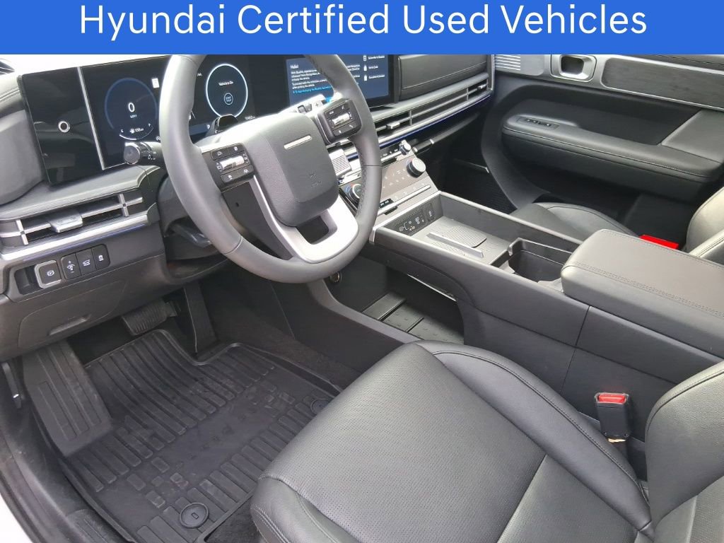 Used 2025 Hyundai Santa Fe Limited image 6