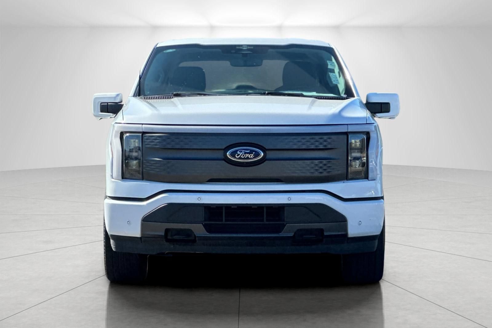Used 2023 Ford F150 Lightning XLT AWD/4WD image 8