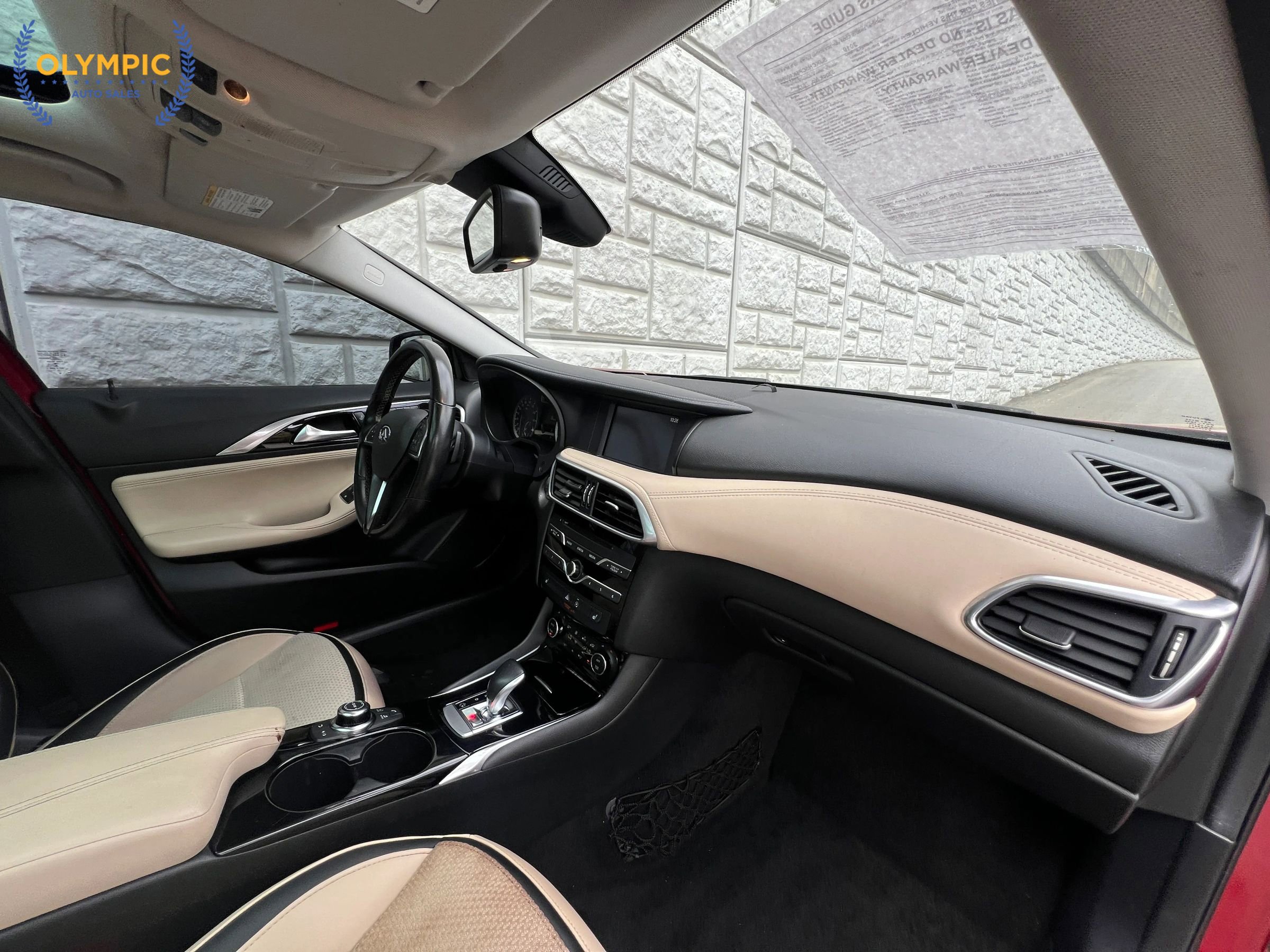 Used 2019 INFINITI QX30 image 22