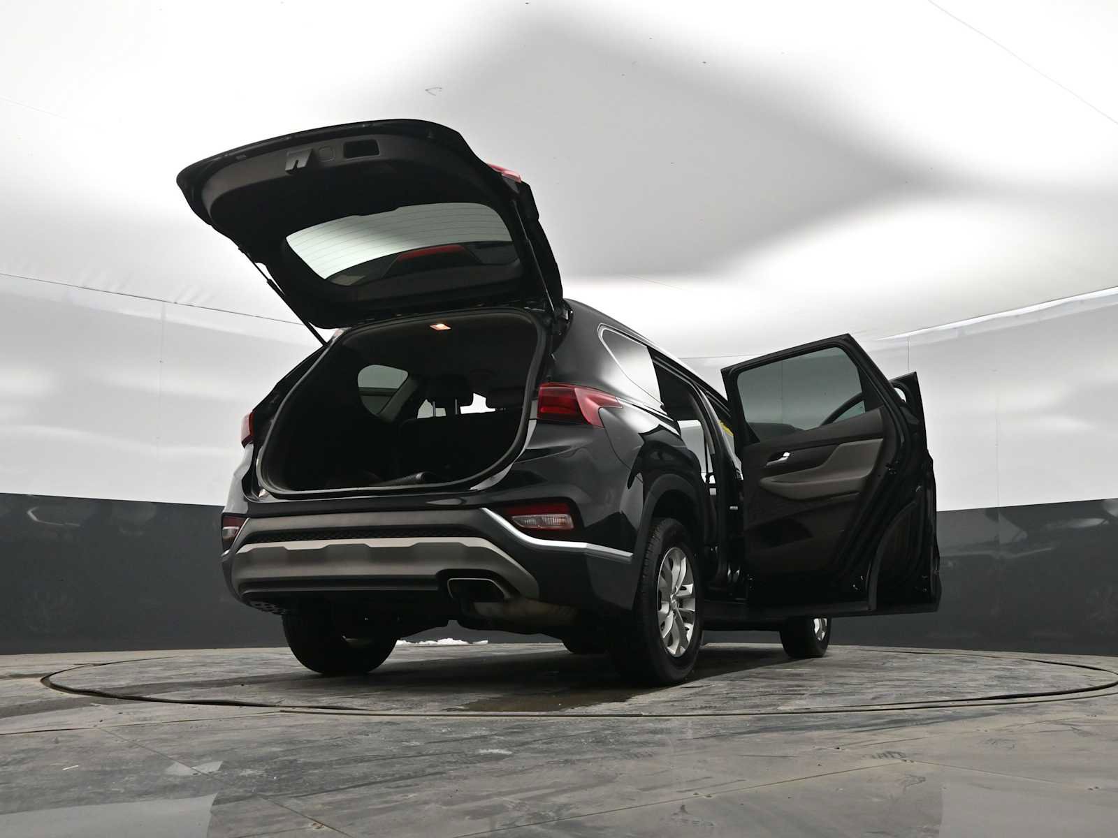 Used 2020 Hyundai Santa Fe SE image 46