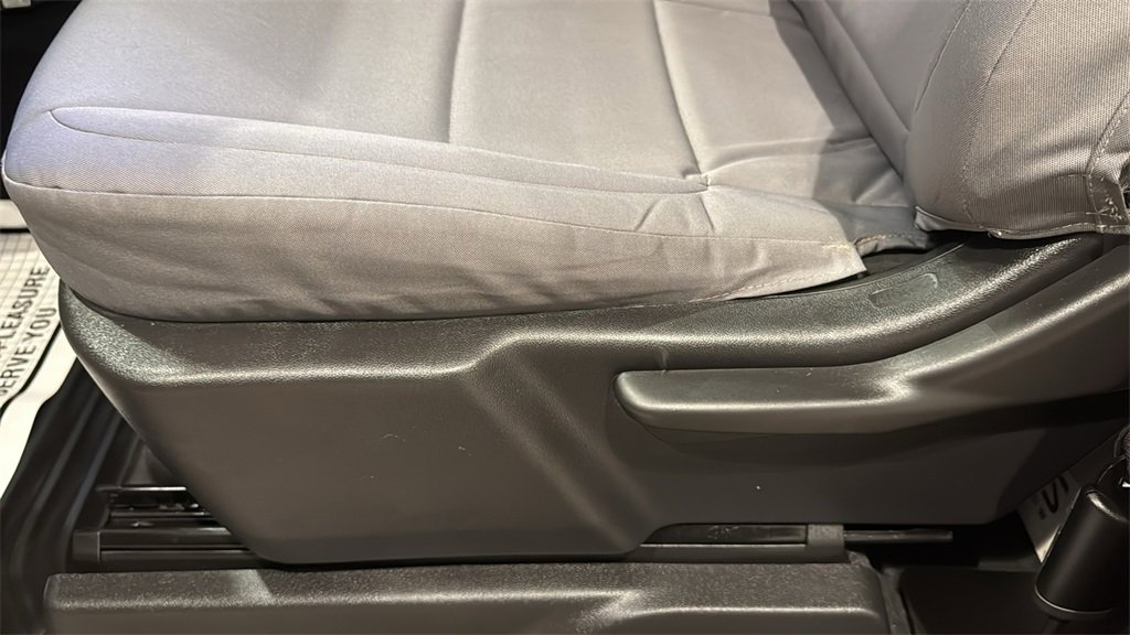 Used 2024 GMC Sierra 2500 Pro w/ Convenience Package image 17