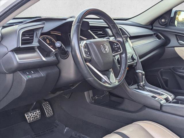 Used 2019 Honda Civic Touring image 10