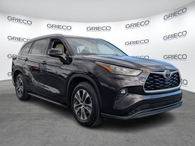 Used 2020 Toyota Highlander XLE