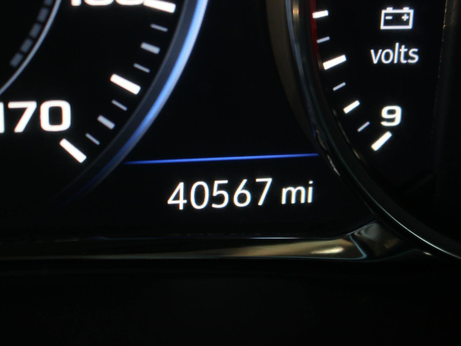 Used 2022 GMC Acadia AT4 w/ Technology Package image 23