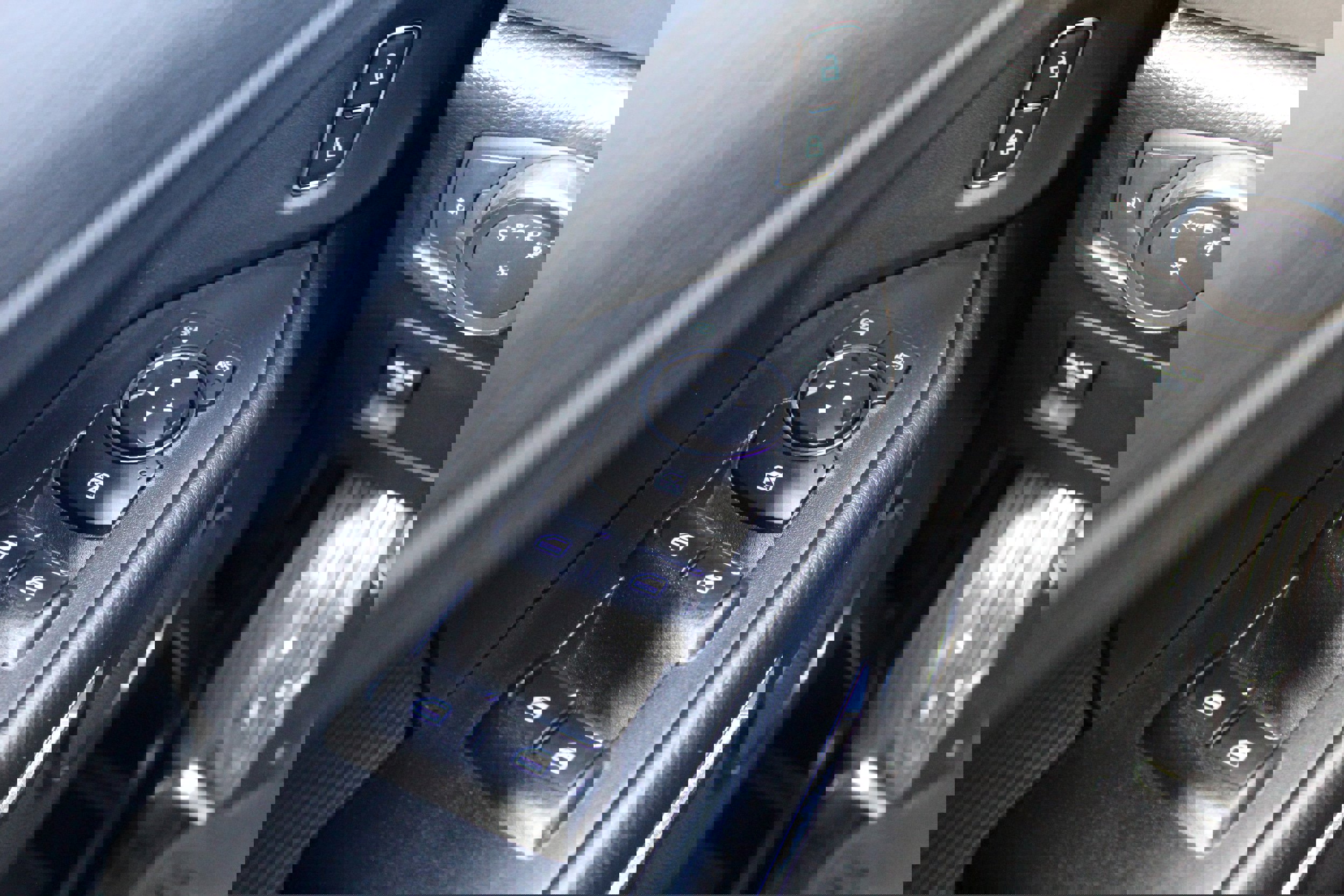 Used 2021 Ford Expedition XLT image 31