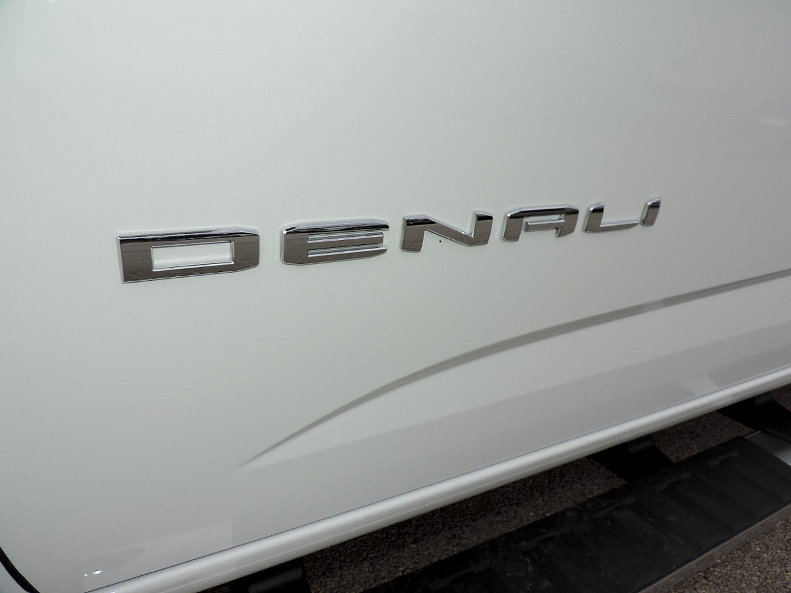 Certified 2021 GMC Canyon Denali RWD image 9