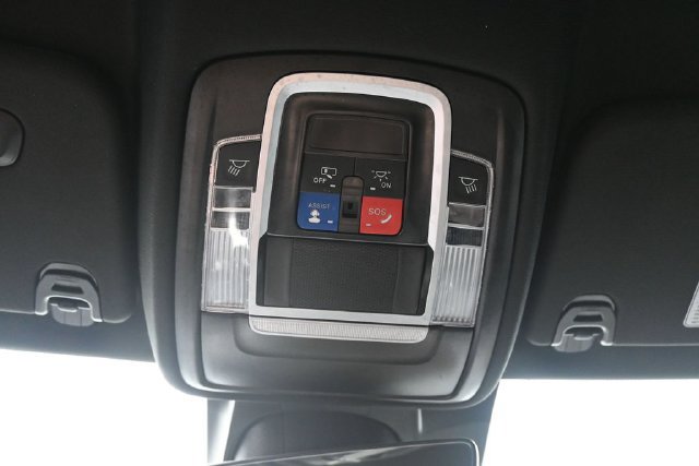 Used 2024 RAM 1500 Laramie AWD/4WD image 32