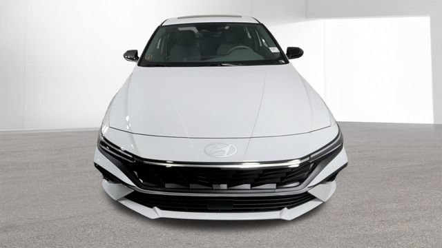 New 2026 Hyundai Elantra SEL Sport Premium FWD image 3
