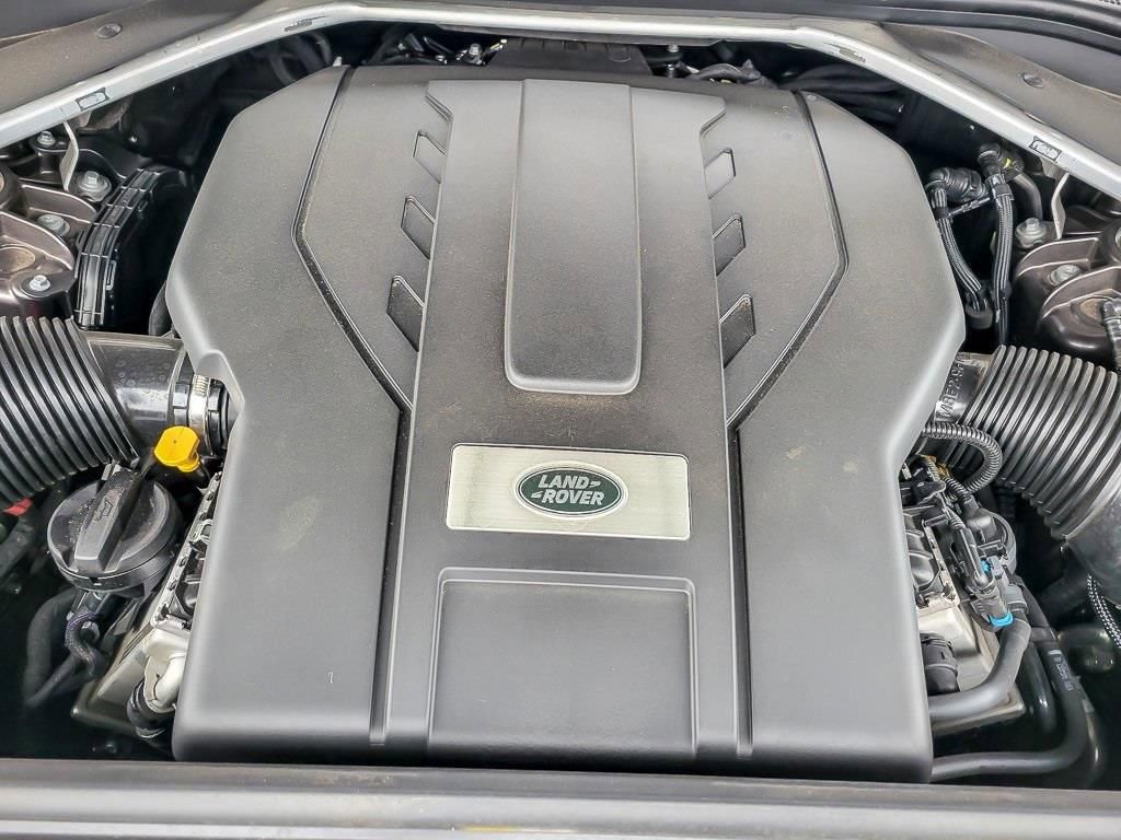 Used 2023 Land Rover Range Rover SE image 24
