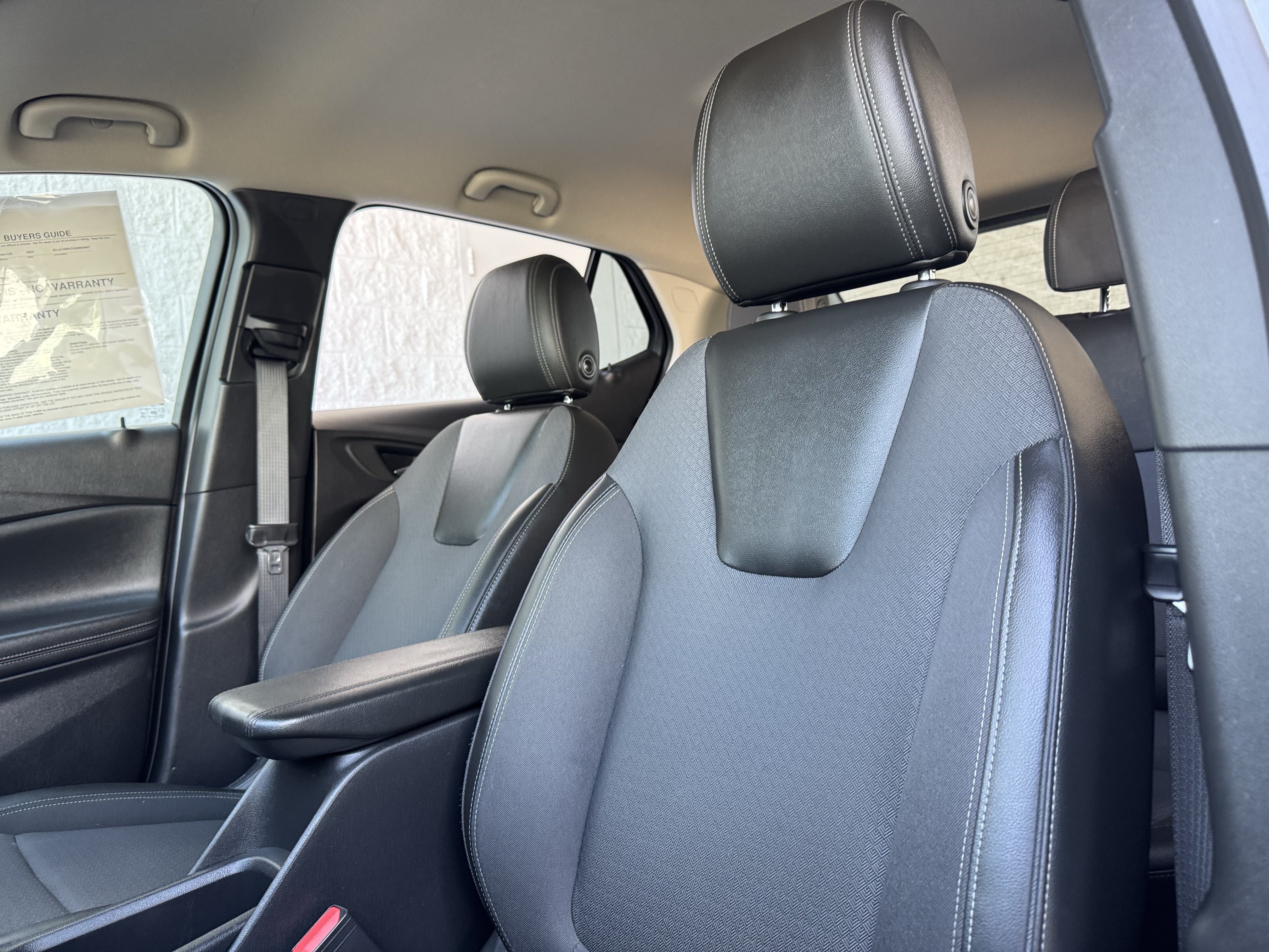 Used 2024 Buick Encore GX Preferred FWD image 24