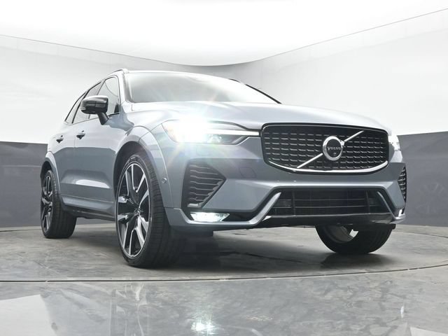 Used 2023 Volvo XC60 B5 Ultimate w/ Climate Package FWD image 40