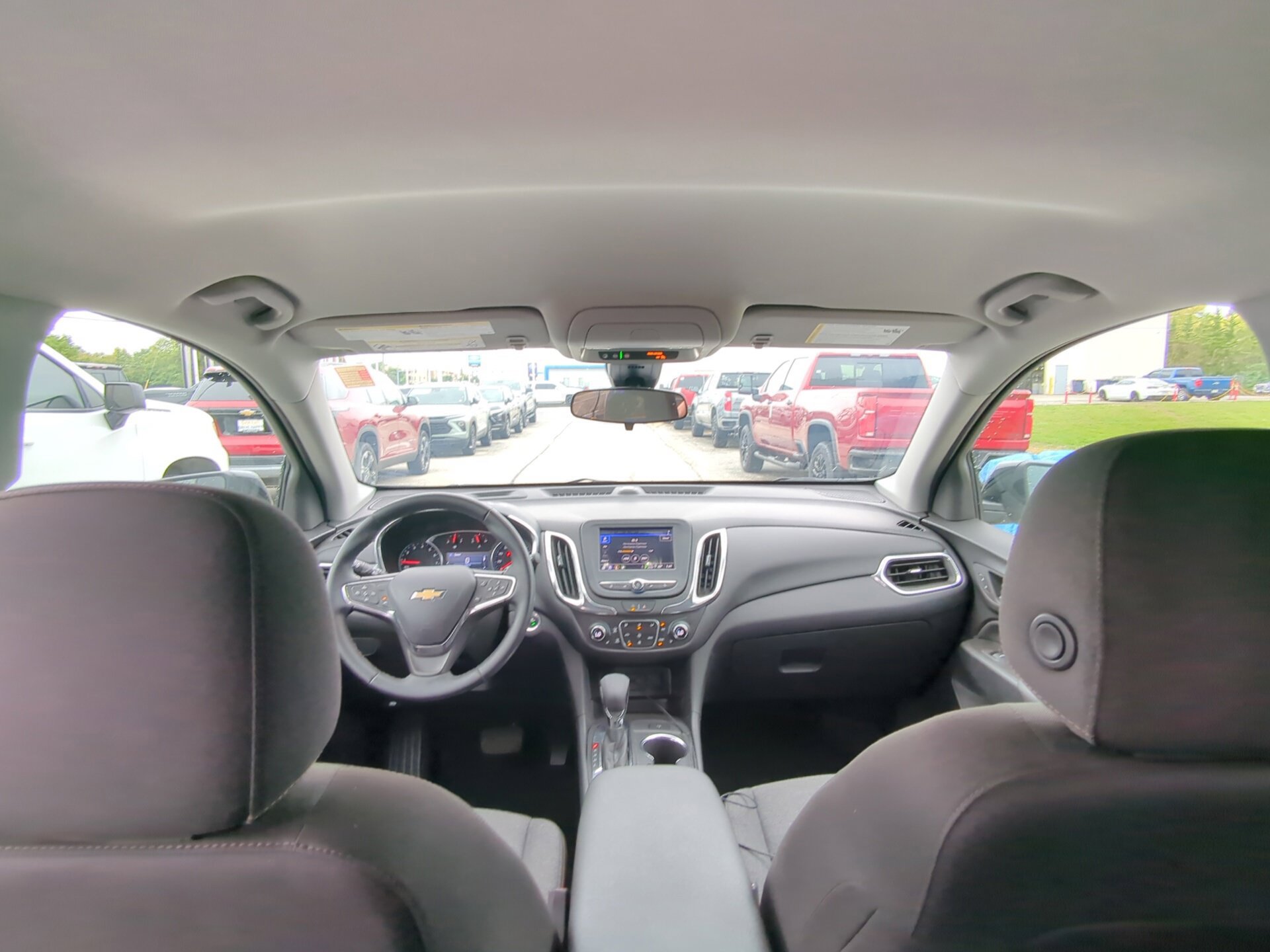 Used 2024 Chevrolet Equinox LT w/ LPO, Floor Liner Package AWD/4WD image 13