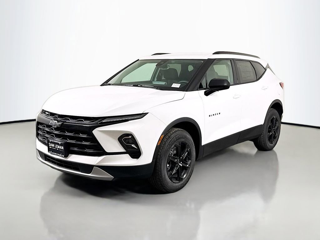New 2026 Chevrolet Blazer LT w/ Convenience Package image 3