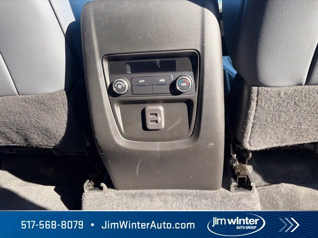 Used 2023 Buick Enclave Essence w/ Experience Buick Package AWD/4WD image 17