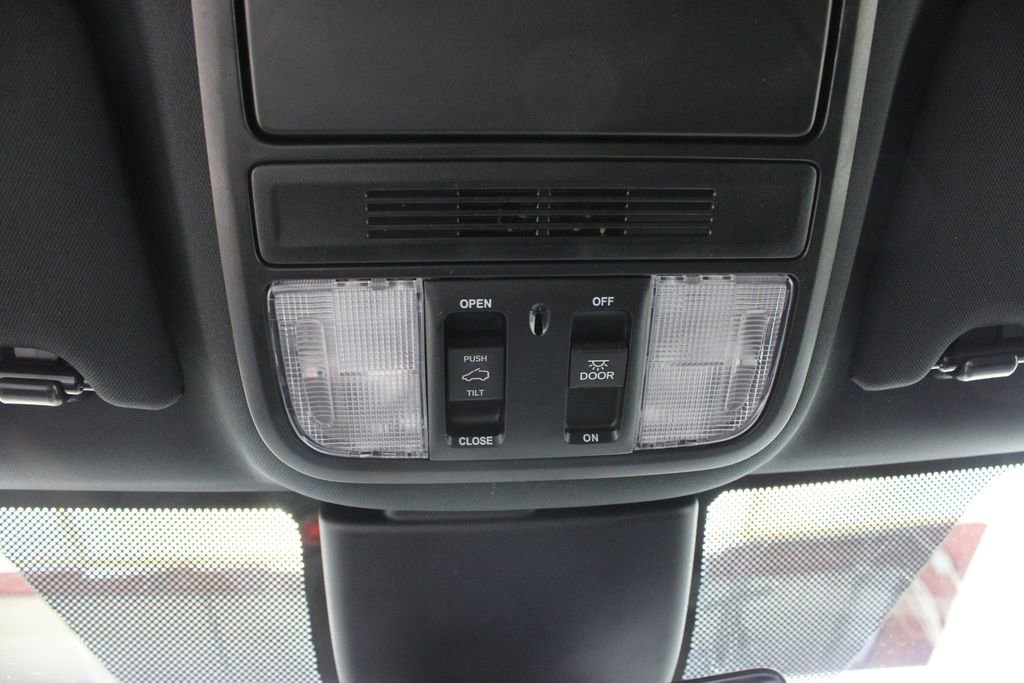 Used 2024 Honda Odyssey Sport image 30