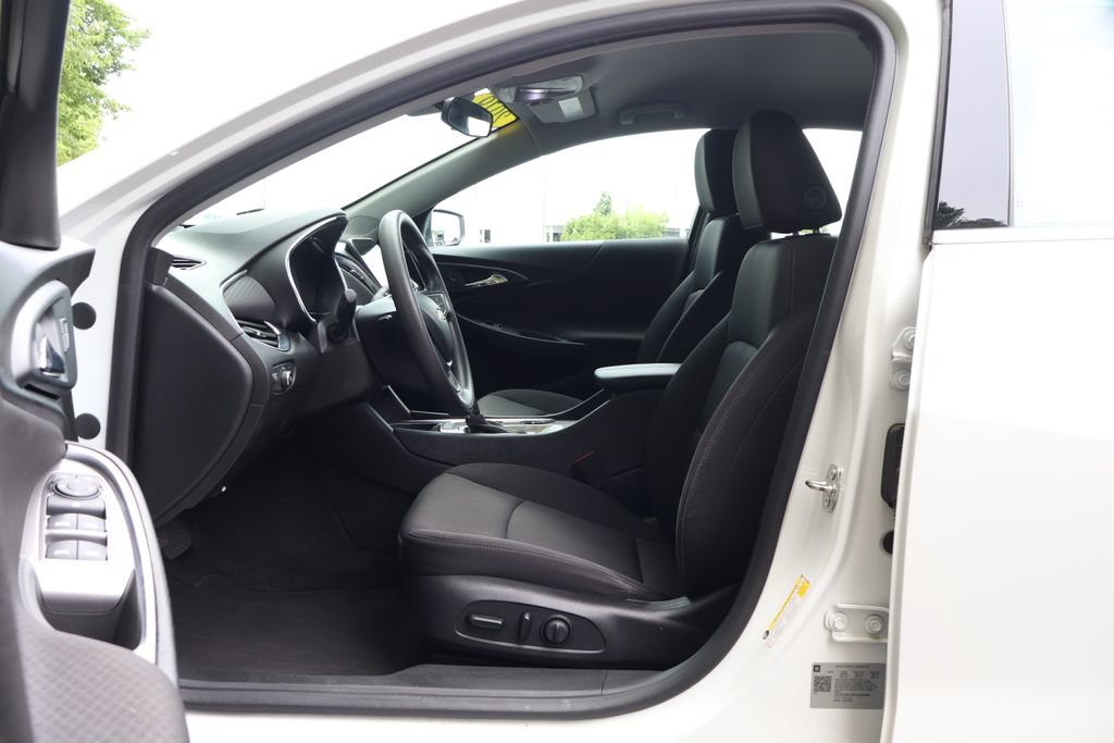 Used 2019 Chevrolet Malibu LT w/ Driver Confidence Package II FWD image 34