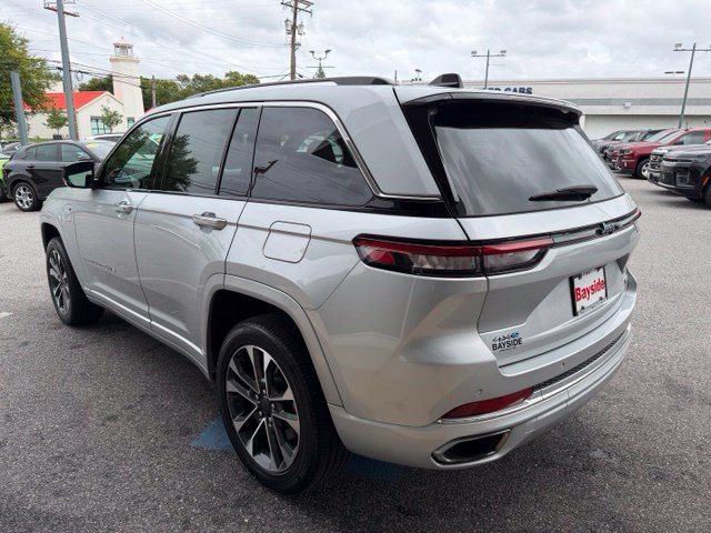 Used 2023 Jeep Grand Cherokee Overland AWD/4WD image 14