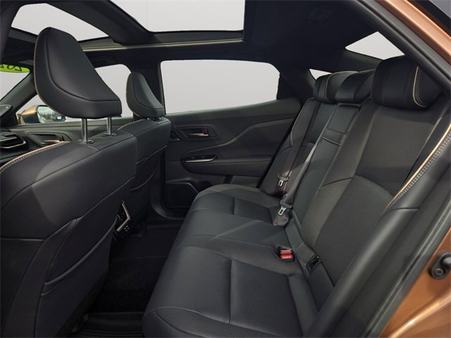 Used 2025 Toyota Crown Limited image 12