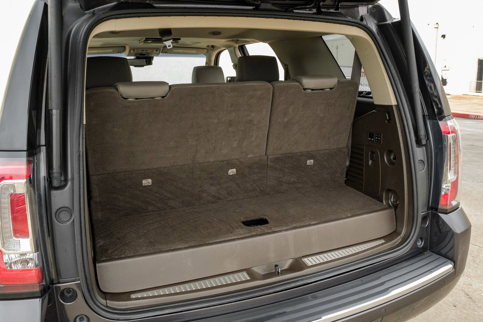 Used 2018 GMC Yukon Denali w/ Denali Ultimate Package RWD image 58