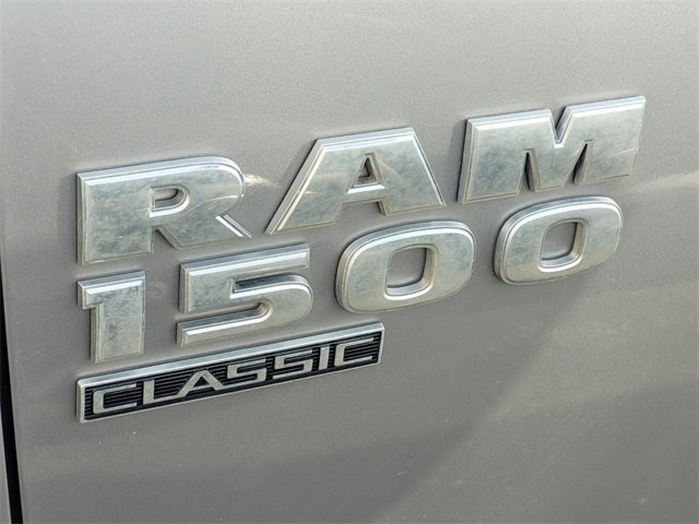 Used 2021 RAM 1500 Classic SLT image 5