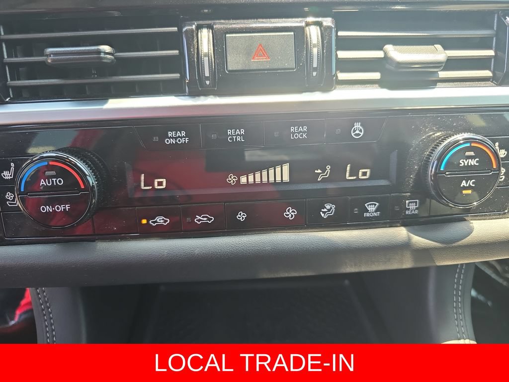 Used 2024 Nissan Pathfinder Platinum AWD/4WD image 22