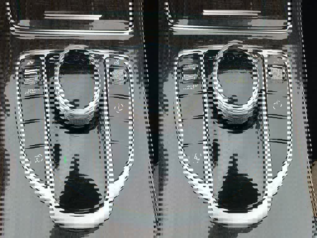 Used 2017 Mercedes-Benz C 300 4MATIC Sedan image 29