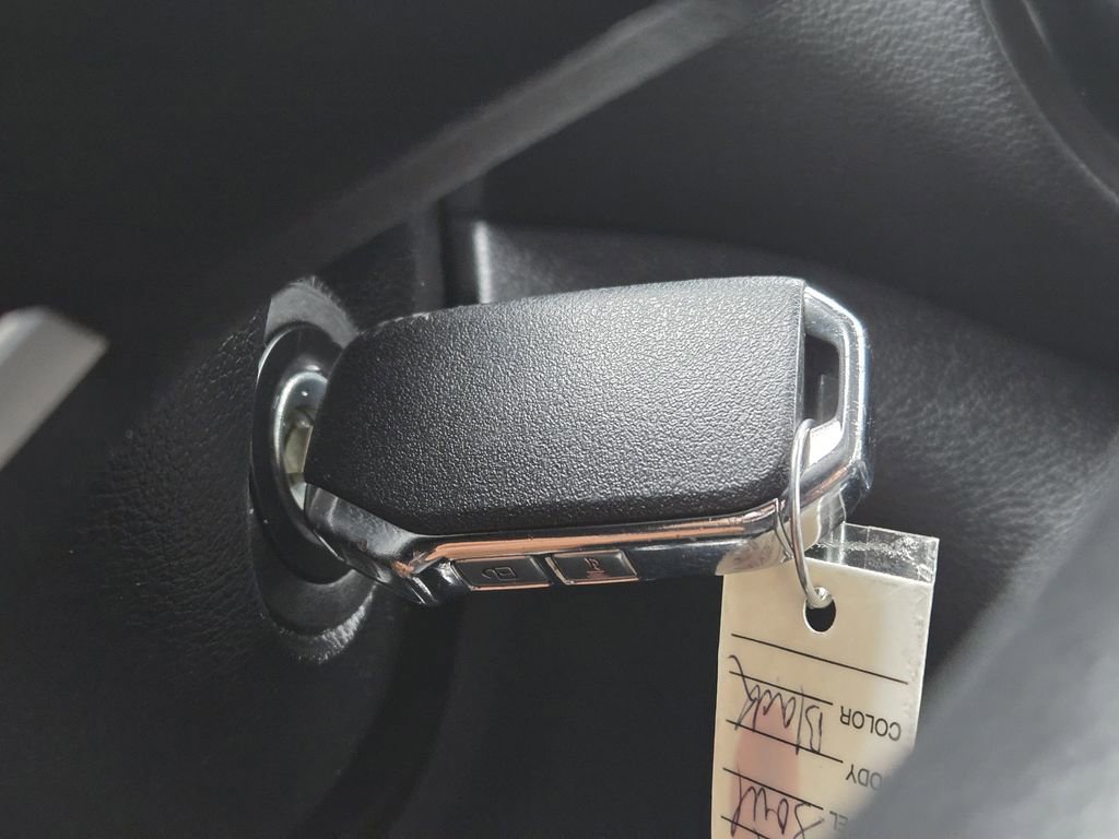 Certified 2023 Kia Soul LX w/ LX Technology Package FWD image 23