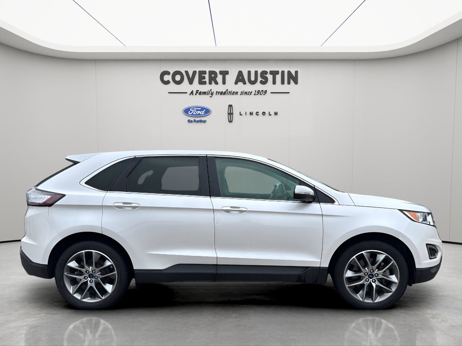 Used 2015 Ford Edge Titanium w/ Equipment Group 301A FWD image 34