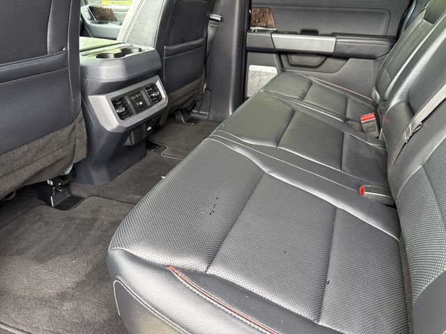 Used 2024 Ford F250 Lariat image 17