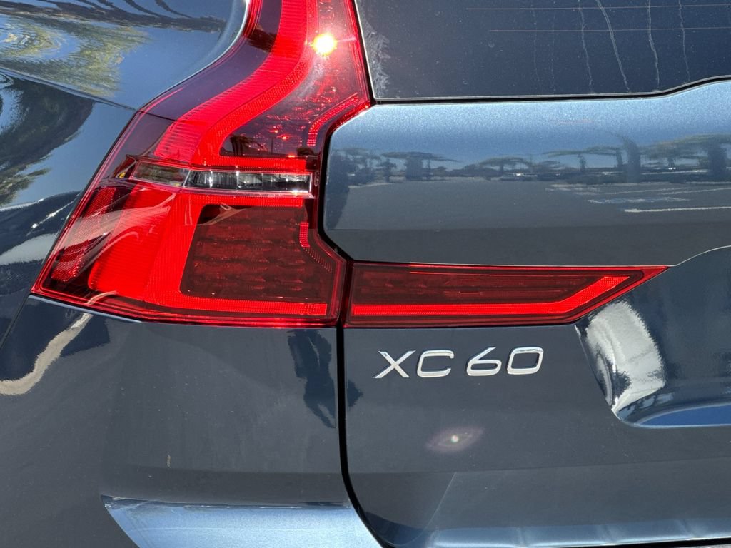 New 2026 Volvo XC60 T8 Plus w/ Protection Package Premier AWD/4WD image 26