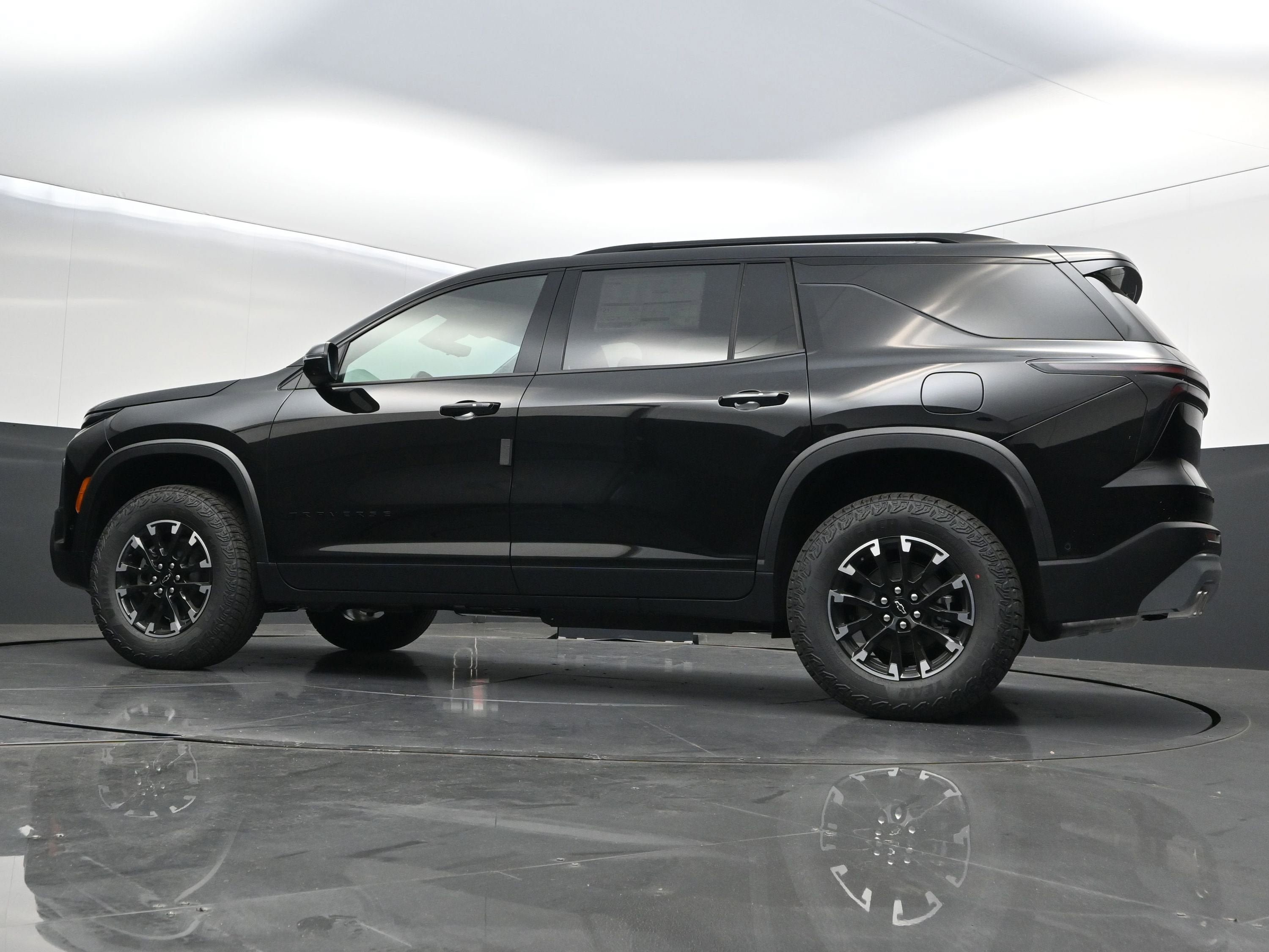 New 2026 Chevrolet Traverse Z71 w/ Enhanced Driving Package AWD/4WD image 49