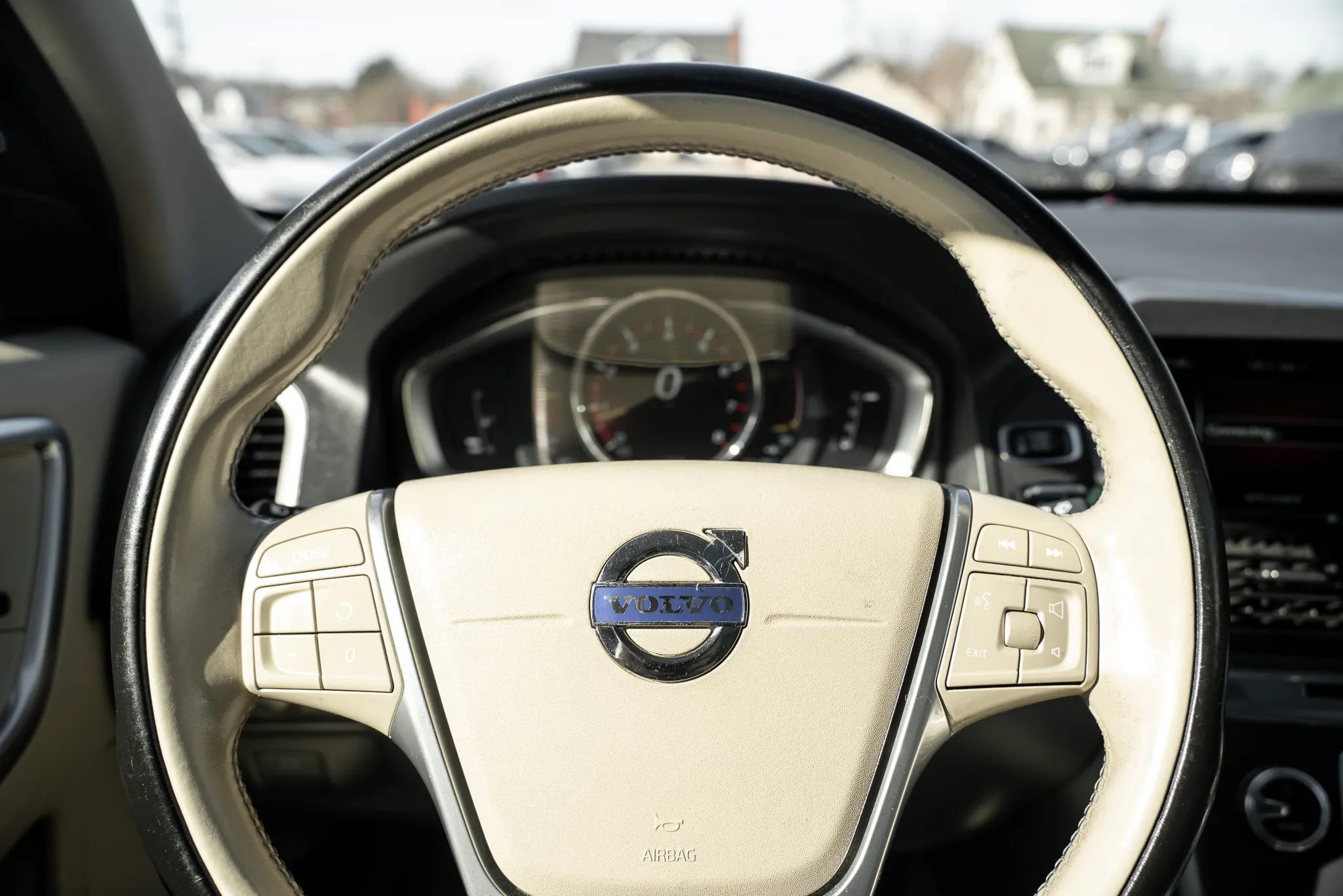 Used 2016 Volvo XC60 T5 Premier image 18