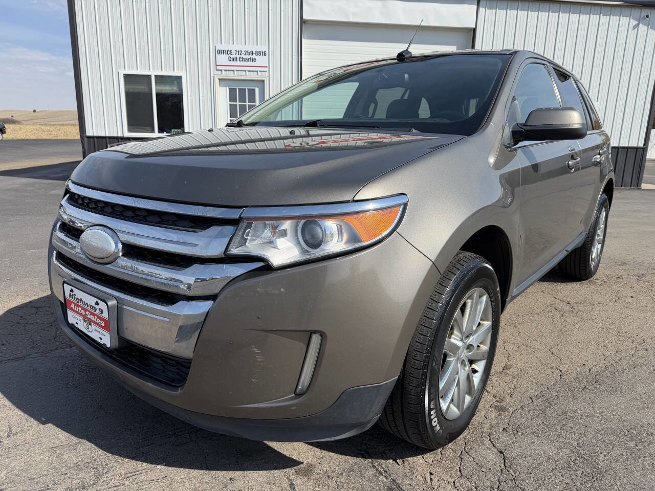 Used 2013 Ford Edge Limited AWD/4WD image 10