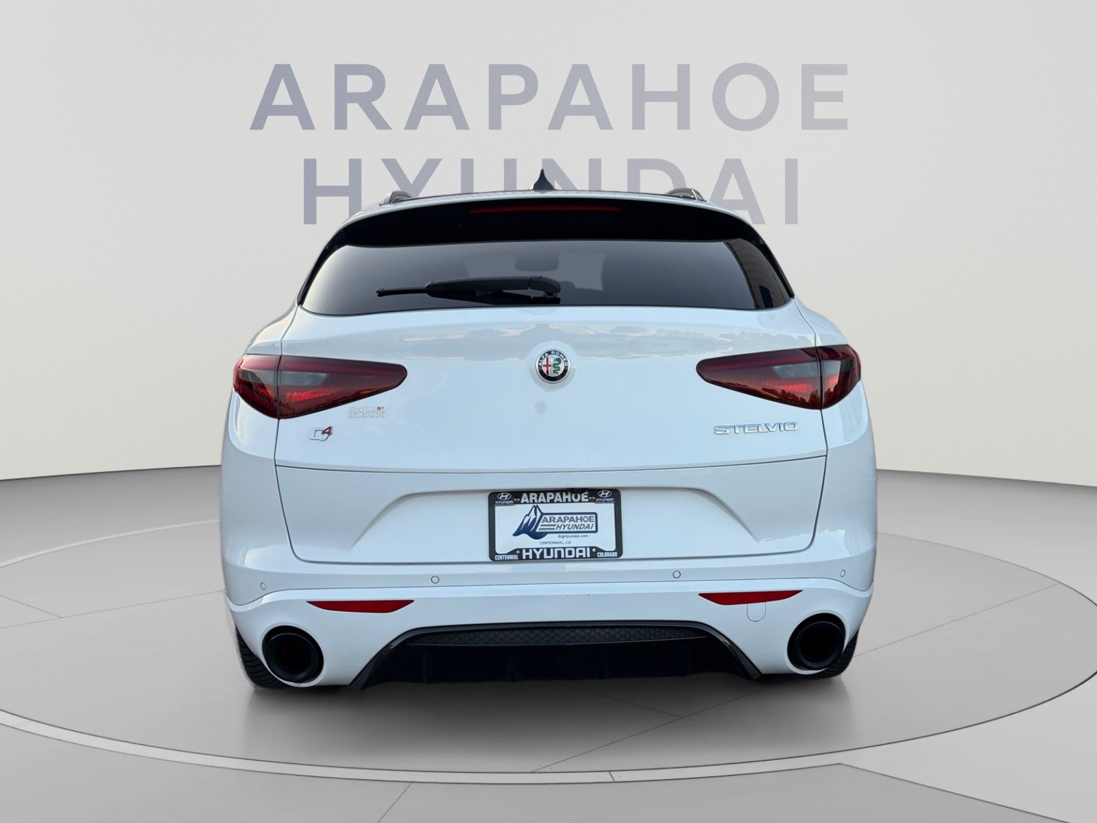 Used 2022 Alfa Romeo Stelvio Veloce AWD/4WD image 4