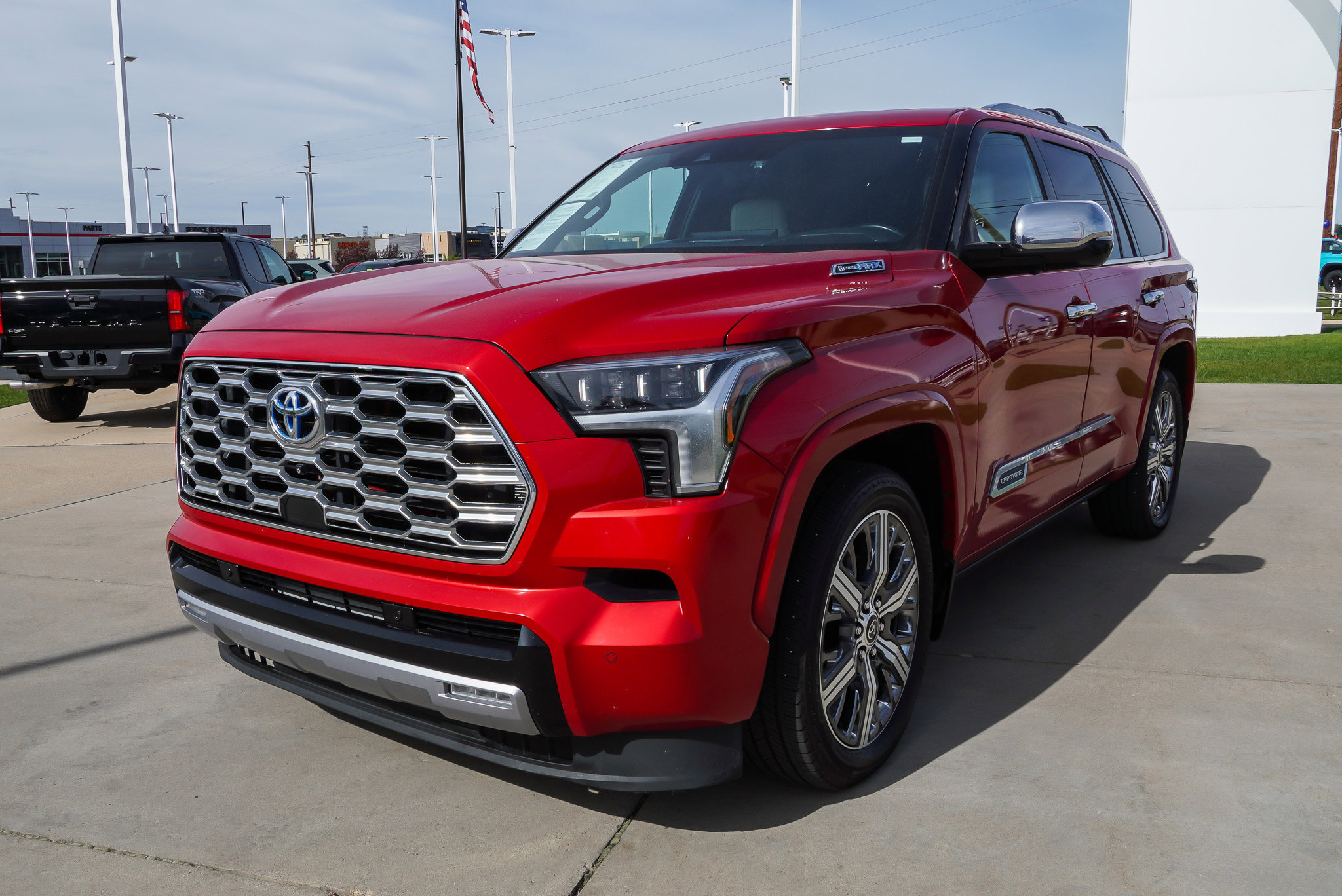 Certified 2023 Toyota Sequoia Capstone AWD/4WD image 4